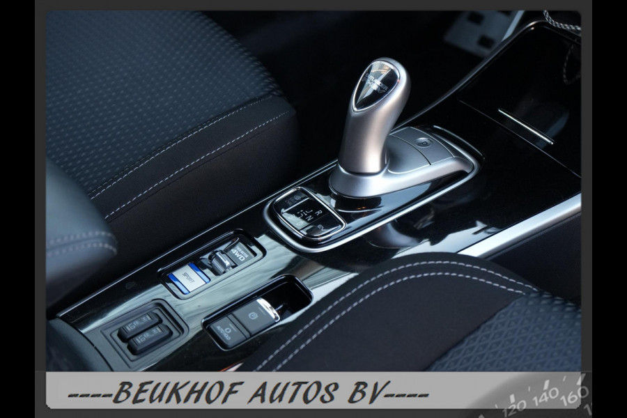 Mitsubishi Outlander 2.4 PHEV Pure+ 4WD Trekhaak Carplay Cam