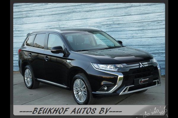 Mitsubishi Outlander 2.4 PHEV Pure+ 4WD Trekhaak Carplay Cam