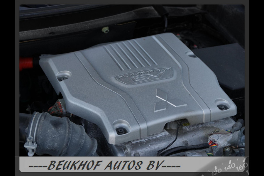 Mitsubishi Outlander 2.4 PHEV Pure+ 4WD Trekhaak Carplay Cam