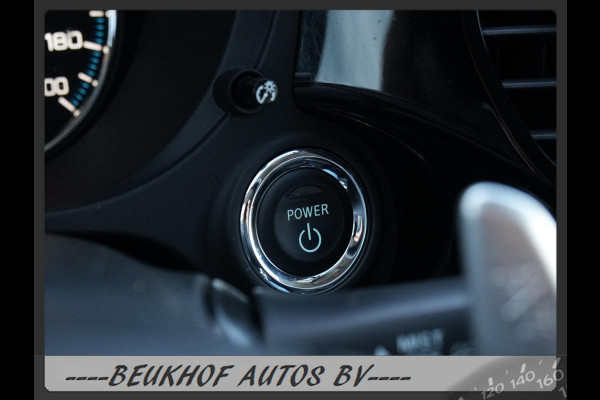 Mitsubishi Outlander 2.4 PHEV Pure+ 4WD Trekhaak Carplay Cam