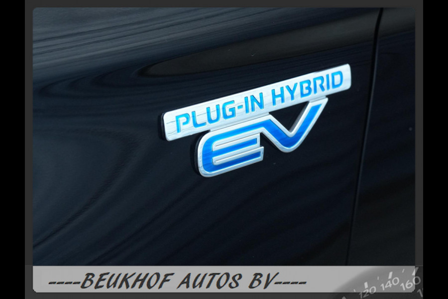 Mitsubishi Outlander 2.4 PHEV Pure+ 4WD Trekhaak Carplay Cam