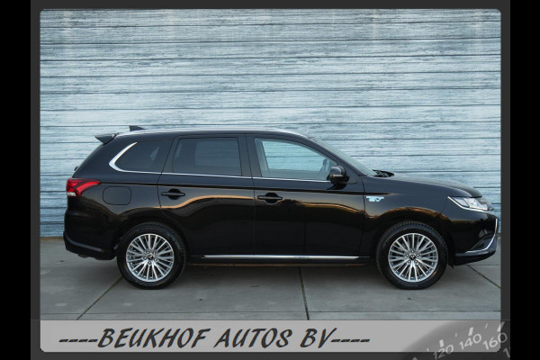 Mitsubishi Outlander 2.4 PHEV Pure+ 4WD Trekhaak Carplay Cam