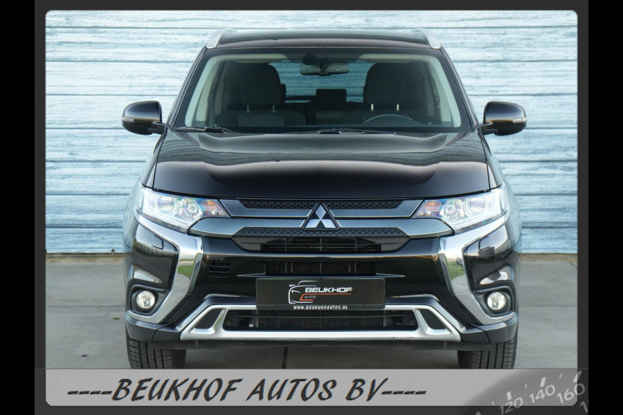 Mitsubishi Outlander 2.4 PHEV Pure+ 4WD Trekhaak Carplay Cam