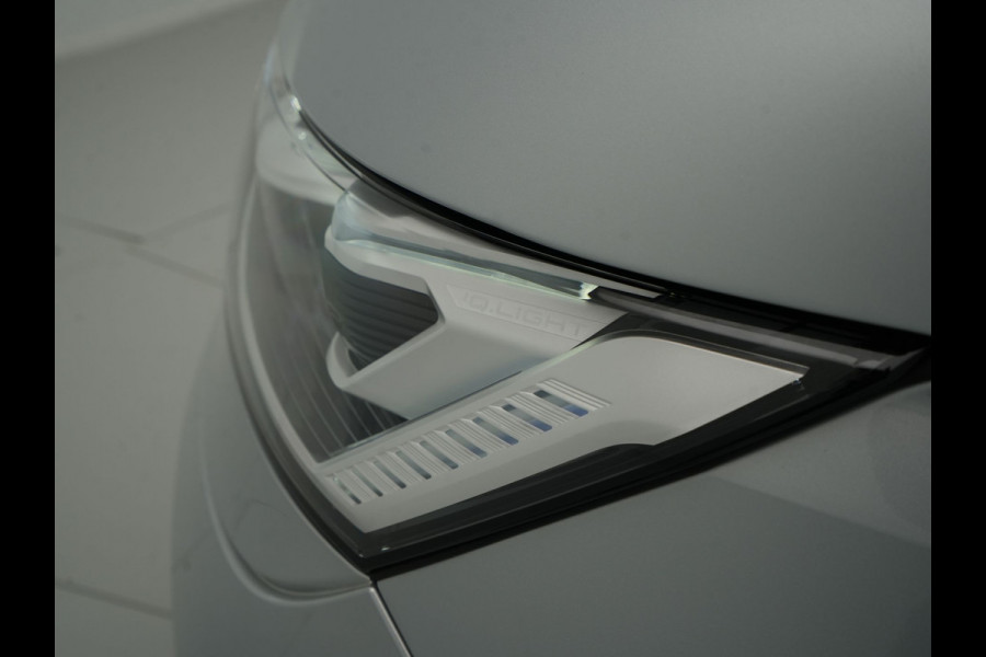 Volkswagen Multivan 1.4 eHybrid 218pk L2 Bulli 7p Panorama Navigatie Camera IQ light Carplay