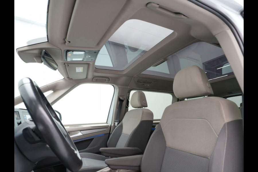 Volkswagen Multivan 1.4 eHybrid 218pk L2 Bulli 7p Panorama Navigatie Camera IQ light Carplay