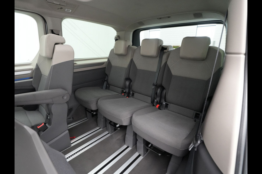 Volkswagen Multivan 1.4 eHybrid 218pk L2 Bulli 7p Panorama Navigatie Camera IQ light Carplay