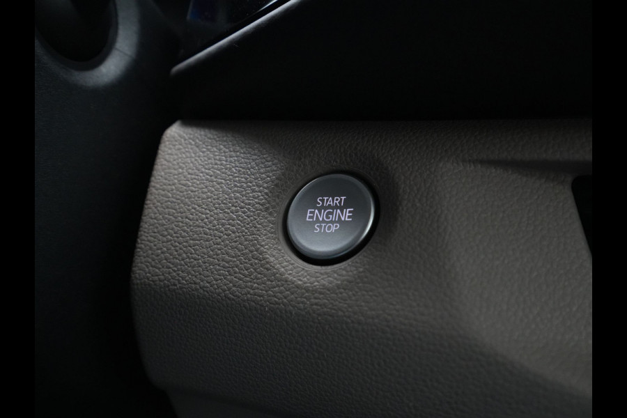 Volkswagen Multivan 1.4 eHybrid 218pk L2 Bulli 7p Panorama Navigatie Camera IQ light Carplay