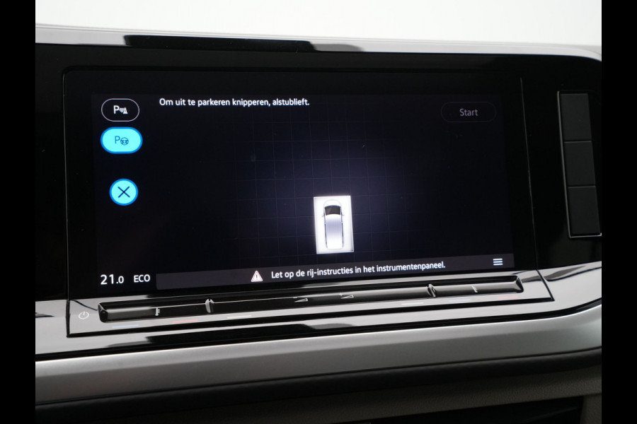 Volkswagen Multivan 1.4 eHybrid 218pk L2 Bulli 7p Panorama Navigatie Camera IQ light Carplay