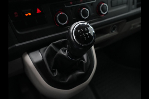 Volkswagen Transporter 2.0 TDI 100pk L1H1 Trekhaak Pdc Cruise airco