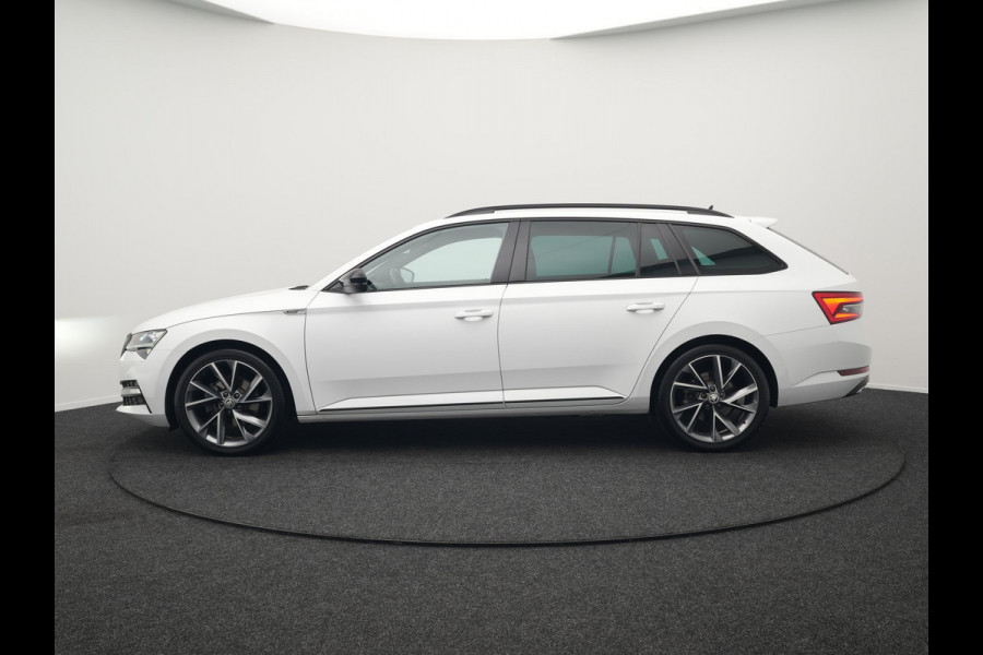 Škoda Superb Combi 1.4 TSI iV Sportline Business Plug In Hybrid 218pk Dealer O.H PHEV | Adaptive Cruise | Alcantara Sportstoelen Memory & Verwarmd | Apple Carplay | Sfeerverlichting | Keyless | Blis | Camera | Virtual | Navigatie | DAB |