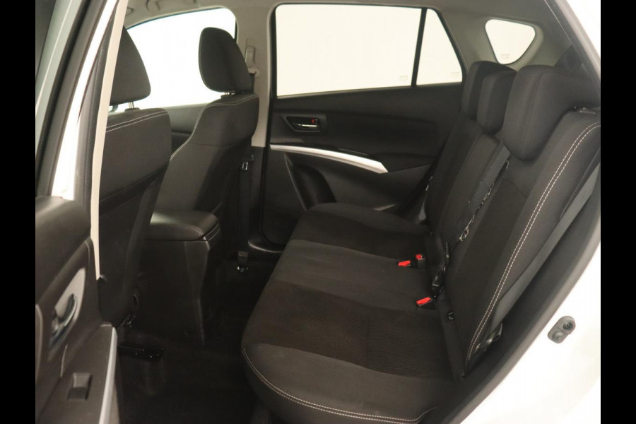 Suzuki S-Cross 1.0 Boosterjet Exclusive | Stoelverwarming | Trekhaak | Camera | Navigatie | MirrorLink | Full LED | Climate control | Cruise control