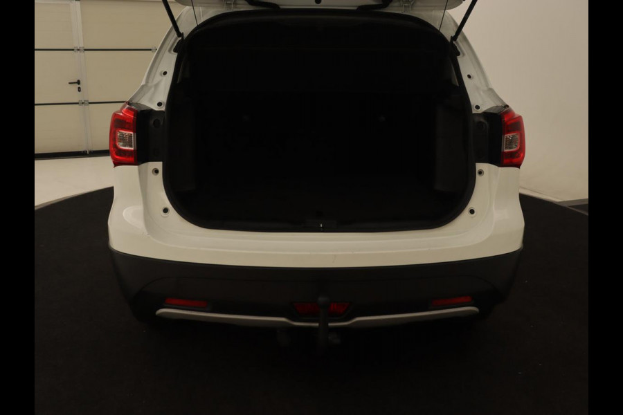 Suzuki S-Cross 1.0 Boosterjet Exclusive | Stoelverwarming | Trekhaak | Camera | Navigatie | MirrorLink | Full LED | Climate control | Cruise control