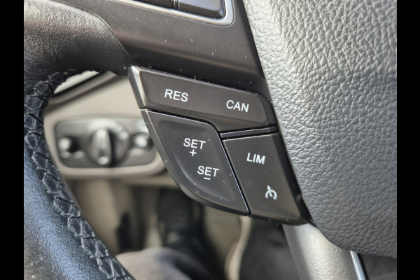 Ford C-MAX 1.5 Titanium Automaat, Apple/carplay,navigatie/camera,stoel/stuur/raamverwarming,parkeersensoren,
