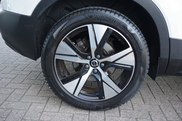 Volvo XC40 1.5 T4 211 PK Recharge R-Design Expression, LED, Leder-Alcantara, Camera