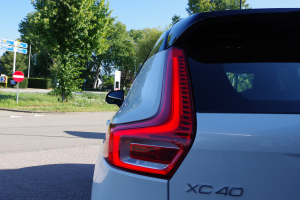 Volvo XC40 1.5 T4 211 PK Recharge R-Design Expression, LED, Leder-Alcantara, Camera