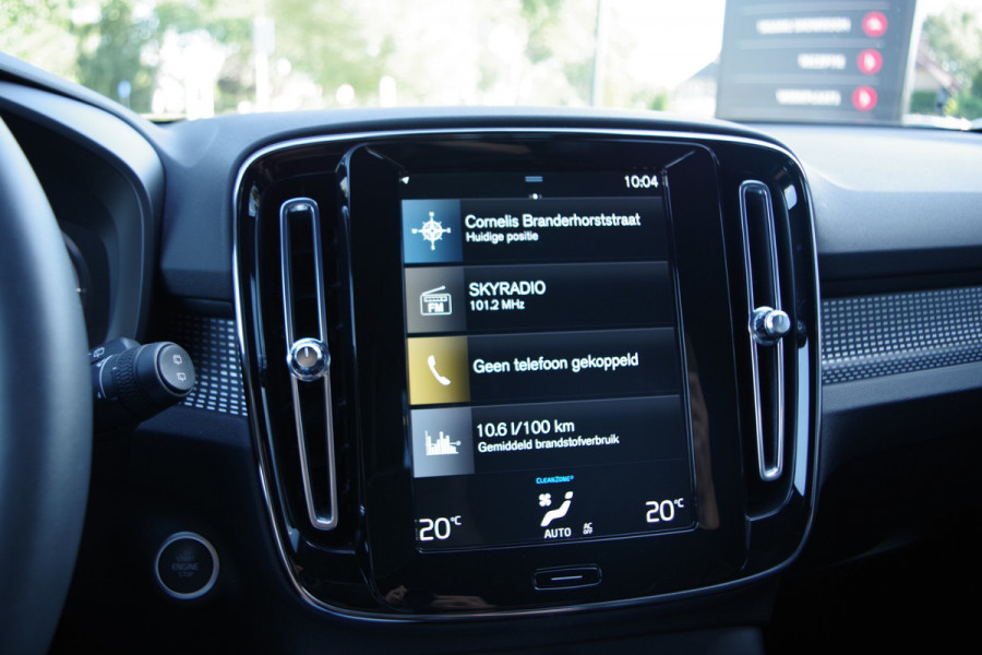 Volvo XC40 1.5 T4 211 PK Recharge R-Design Expression, LED, Leder-Alcantara, Camera