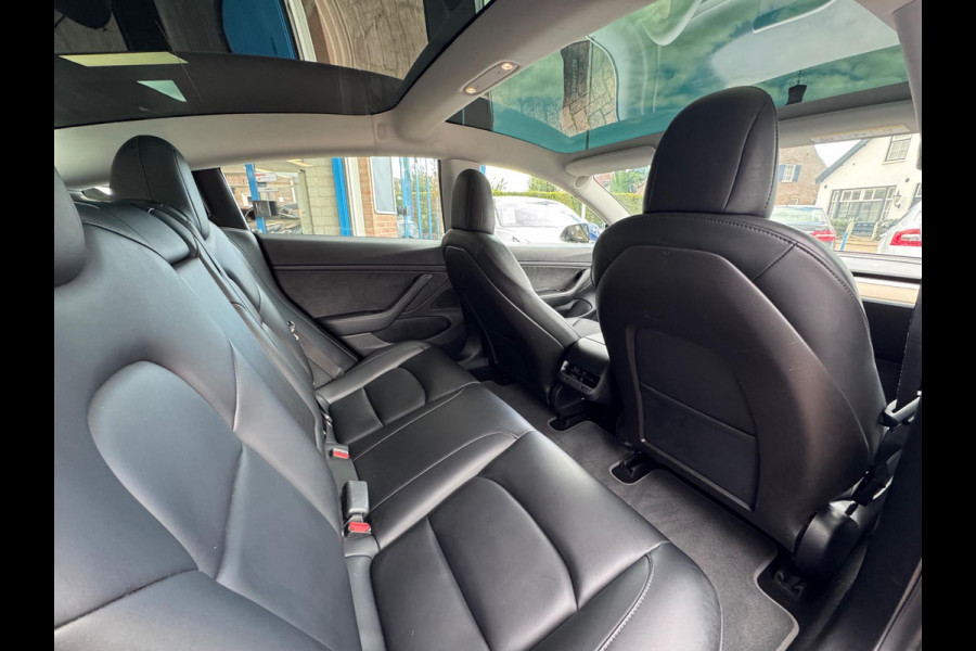 Tesla Model 3 Long Range AWD 75 kWh 2019 NAP Trekhaak 1e Eig