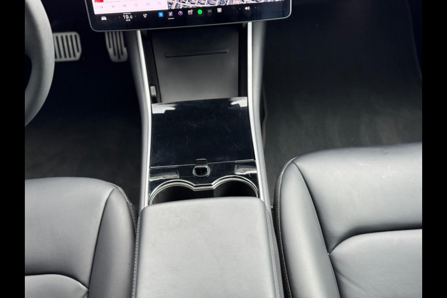 Tesla Model 3 Long Range AWD 75 kWh 2019 NAP Trekhaak 1e Eig