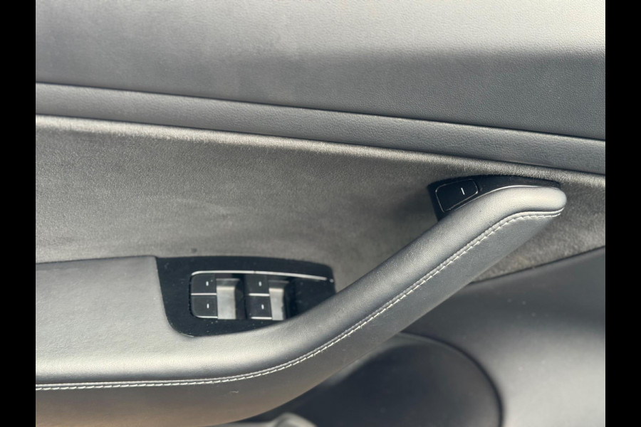 Tesla Model 3 Long Range AWD 75 kWh 2019 NAP Trekhaak 1e Eig