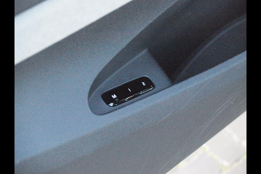 Polestar 2 Long Range Dual Motor Launch Edition 78kWh | 408 PK | Panoramadak | Camera | Harman Kardon |