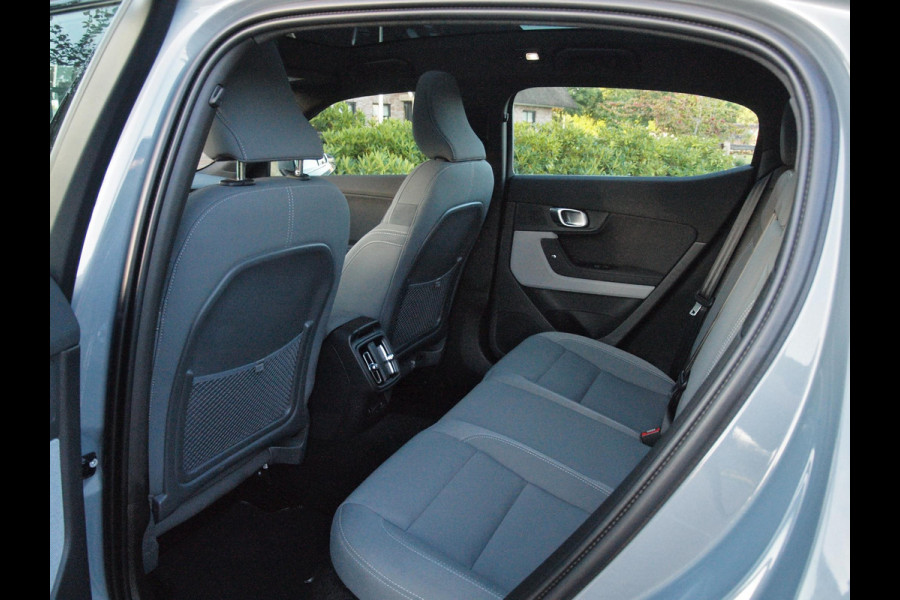 Polestar 2 Long Range Dual Motor Launch Edition 78kWh | 408 PK | Panoramadak | Camera | Harman Kardon |