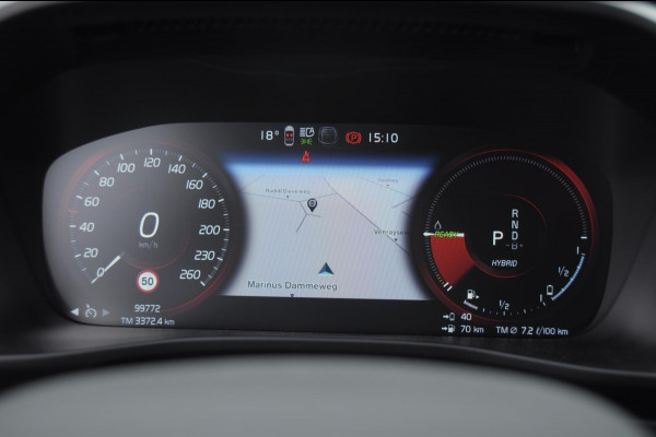 Volvo XC40 T4 211PK Automaat Recharge R-Design / Cruise control / leder met alcantara / elektrische achterklep / keyless entry / Apple carplay / Parkeersensoren met camera / getinte ramen /
