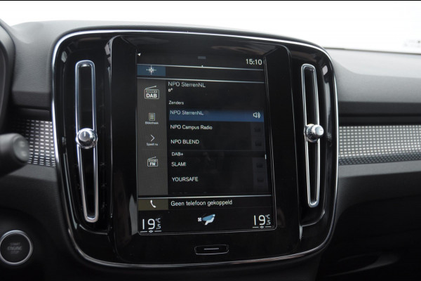 Volvo XC40 T4 211PK Automaat Recharge R-Design / Cruise control / leder met alcantara / elektrische achterklep / keyless entry / Apple carplay / Parkeersensoren met camera / getinte ramen /