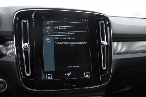 Volvo XC40 T4 211PK Automaat Recharge R-Design / Cruise control / leder met alcantara / elektrische achterklep / keyless entry / Apple carplay / Parkeersensoren met camera / getinte ramen /