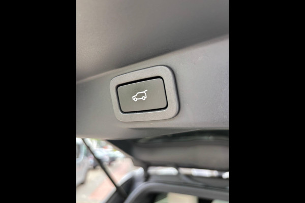 Land Rover Range Rover Sport 2.0 P400e HSE SPORT PHEV PANORAMADAK LEER LUCHTVERING PIXEL LED TREKHAAK