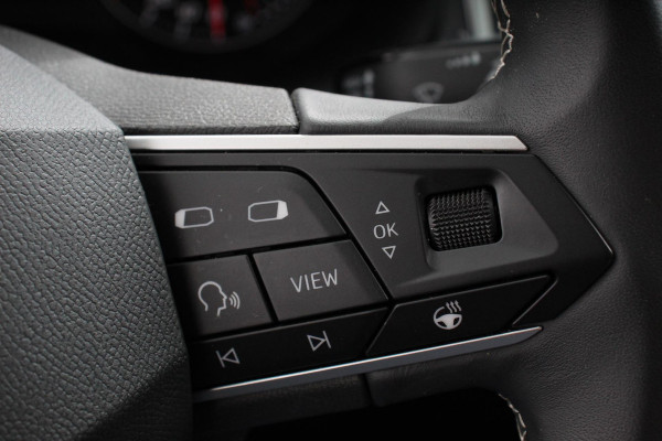 Seat Ateca 1.5 TSI DSG Style Nieuw type Demo! | Climate Control Parkeer sensoren Cruise control DAB Led Lichtmetalen Velgen