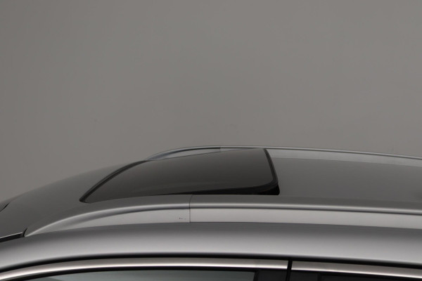 Kia Niro 1.6 GDi Hybrid ExecutiveLine (PANORAMADAK, TREKHAAK AFNEEMBAAR, JBL SOUND, STOELKOELING/VERWARMING, DEALER ONDERHOUDEN)