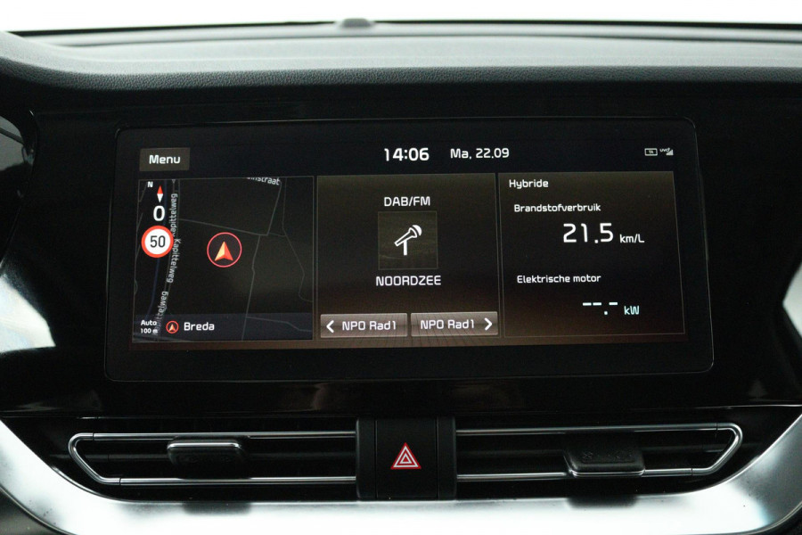Kia Niro 1.6 GDi Hybrid ExecutiveLine (PANORAMADAK, TREKHAAK AFNEEMBAAR, JBL SOUND, STOELKOELING/VERWARMING, DEALER ONDERHOUDEN)