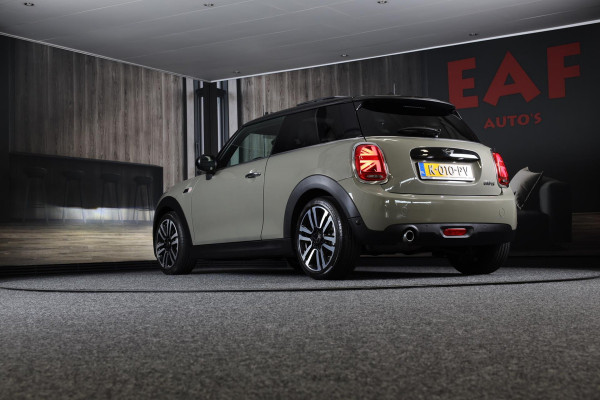 MINI Cooper 1.5 FACELIFT / AUT / Open Panoramadak / Navi / Ecc / Elek Pakket / Leder / Led / Pdc / 17 Inch