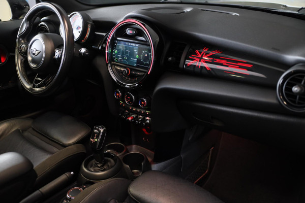 MINI Cooper 1.5 FACELIFT / AUT / Open Panoramadak / Navi / Ecc / Elek Pakket / Leder / Led / Pdc / 17 Inch