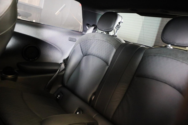 MINI Cooper 1.5 FACELIFT / AUT / Open Panoramadak / Navi / Ecc / Elek Pakket / Leder / Led / Pdc / 17 Inch