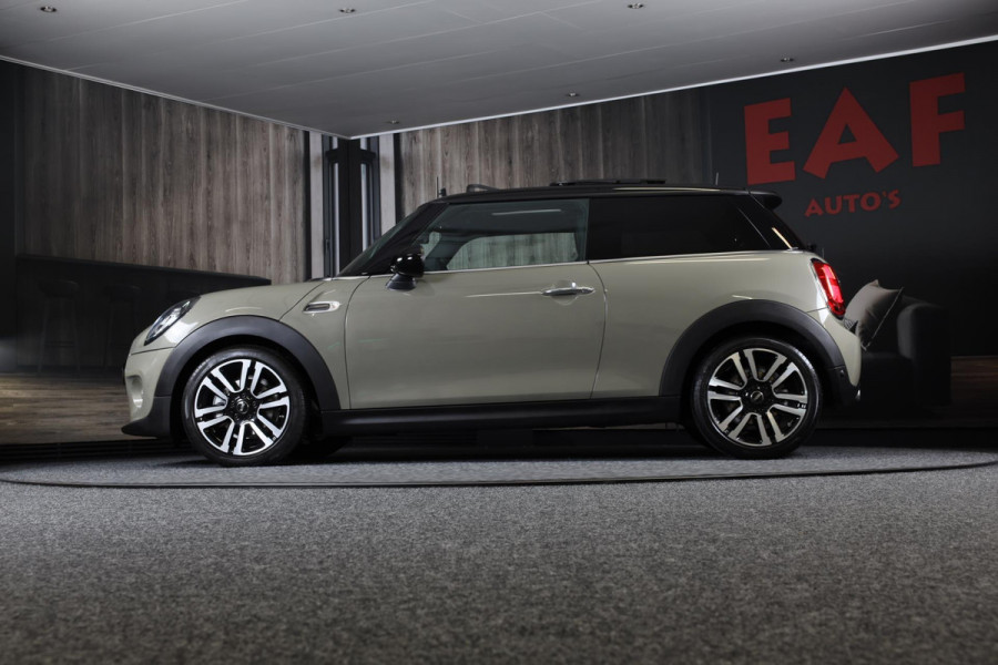 MINI Cooper 1.5 FACELIFT / AUT / Open Panoramadak / Navi / Ecc / Elek Pakket / Leder / Led / Pdc / 17 Inch