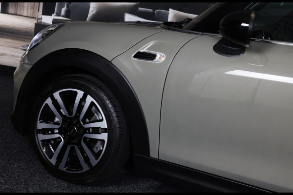 MINI Cooper 1.5 FACELIFT / AUT / Open Panoramadak / Navi / Ecc / Elek Pakket / Leder / Led / Pdc / 17 Inch