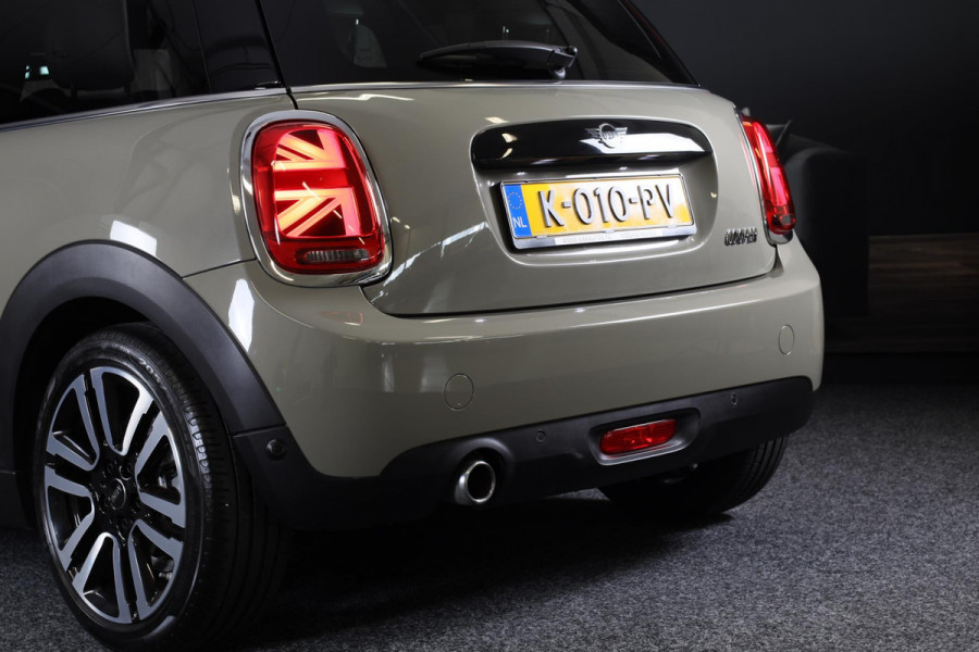 MINI Cooper 1.5 FACELIFT / AUT / Open Panoramadak / Navi / Ecc / Elek Pakket / Leder / Led / Pdc / 17 Inch
