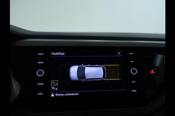 Volkswagen Polo 1.0 TSI Comfortline Business NAVI | CarPlay | dealer onderhouden