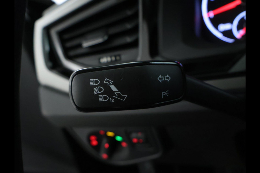 Volkswagen Polo 1.0 TSI Comfortline Business NAVI | CarPlay | dealer onderhouden