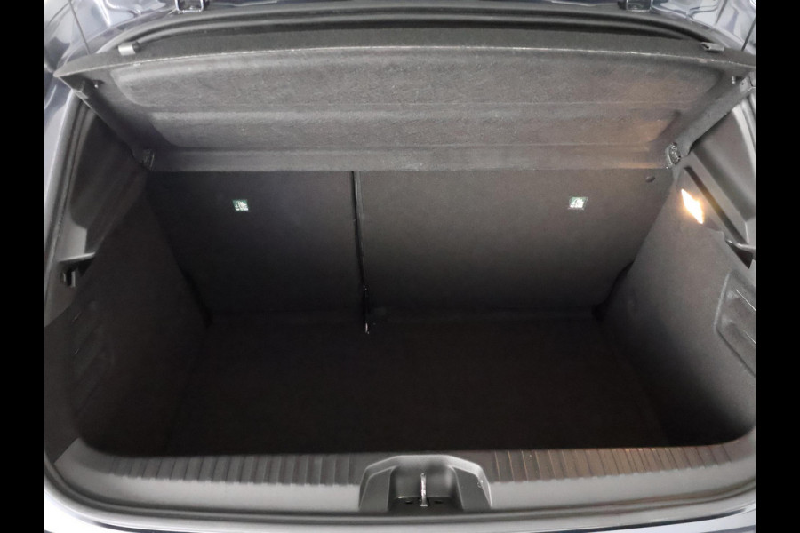 Renault Clio 1.0 TCe INTENS 1e EIG GARANTIE TOT 10-2031* NAVIGATIE.  PARKEERSENSOREN. LM VELGEN