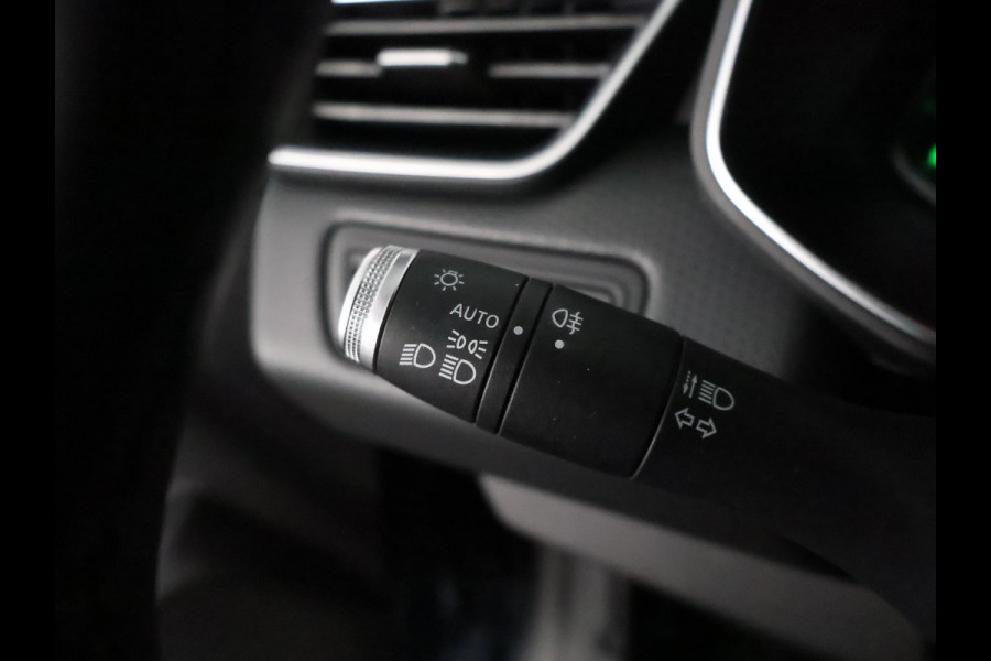 Renault Clio 1.0 TCe INTENS 1e EIG GARANTIE TOT 10-2031* NAVIGATIE.  PARKEERSENSOREN. LM VELGEN
