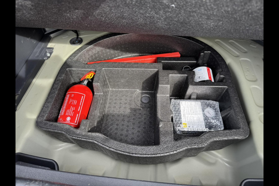 Toyota Yaris Cross 1.5 Hybrid Dynamic Camera Pdc Navigatie Led verlichting Carplay Clima Stoelverwarming