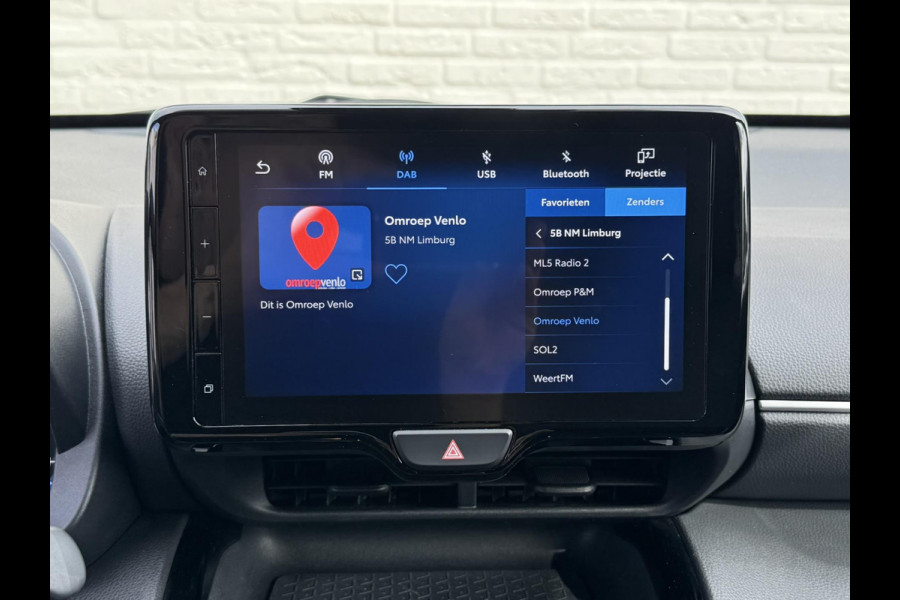 Toyota Yaris Cross 1.5 Hybrid Dynamic Camera Pdc Navigatie Led verlichting Carplay Clima Stoelverwarming
