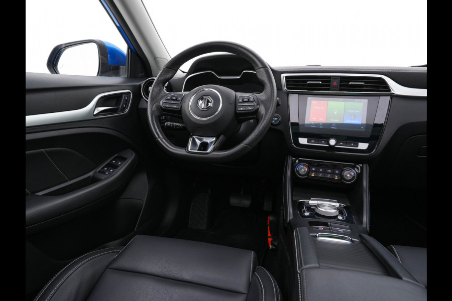 MG ZS EV Luxury 45 kWh {SOH-96 %} (INCL-BTW) Aut. *PANO | LUXURY-LEATHER | CCS-FASTLOADER | KEYLESS | NAVI-FULLMAP | ADAPTIVE-CRUISE | CAMERA | HEATED-SPORTSEATS | CARPLAY | BLINDSPOT | DAB | LANE-ASSIST | PRIVACY-GLASS | 17"