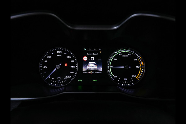 MG ZS EV Luxury 45 kWh {SOH-96 %} (INCL-BTW) Aut. *PANO | LUXURY-LEATHER | CCS-FASTLOADER | KEYLESS | NAVI-FULLMAP | ADAPTIVE-CRUISE | CAMERA | HEATED-SPORTSEATS | CARPLAY | BLINDSPOT | DAB | LANE-ASSIST | PRIVACY-GLASS | 17"
