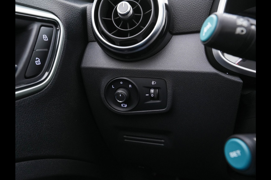 MG ZS EV Luxury 45 kWh {SOH-96 %} (INCL-BTW) Aut. *PANO | LUXURY-LEATHER | CCS-FASTLOADER | KEYLESS | NAVI-FULLMAP | ADAPTIVE-CRUISE | CAMERA | HEATED-SPORTSEATS | CARPLAY | BLINDSPOT | DAB | LANE-ASSIST | PRIVACY-GLASS | 17"