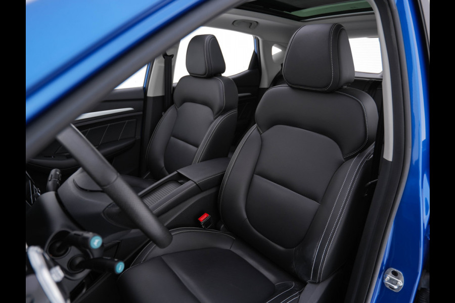 MG ZS EV Luxury 45 kWh {SOH-96 %} (INCL-BTW) Aut. *PANO | LUXURY-LEATHER | CCS-FASTLOADER | KEYLESS | NAVI-FULLMAP | ADAPTIVE-CRUISE | CAMERA | HEATED-SPORTSEATS | CARPLAY | BLINDSPOT | DAB | LANE-ASSIST | PRIVACY-GLASS | 17"
