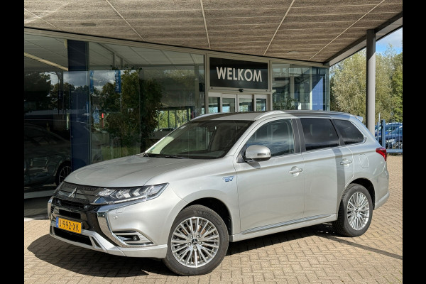 Mitsubishi Outlander 2.4 PHEV Intense Navi|Camera|Trekhaak|Dealer Onderhouden