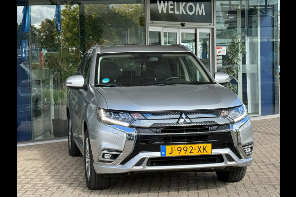 Mitsubishi Outlander 2.4 PHEV Intense Navi|Camera|Trekhaak|Dealer Onderhouden